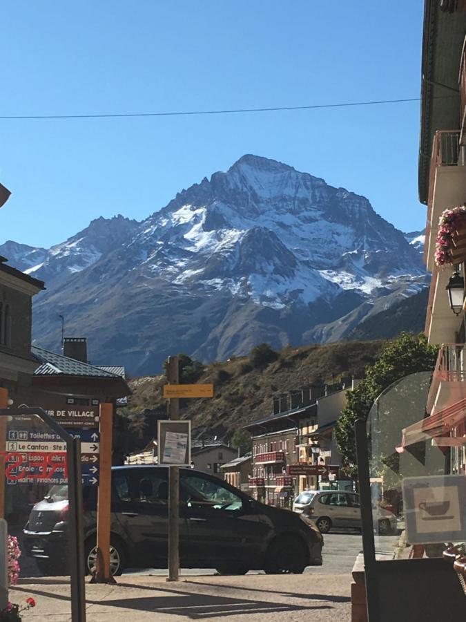 Appartement duplex neuf au centre, lits faits à l'arrivée Lanslebourg-Mont-Cenis Exterior foto